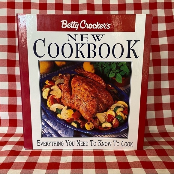 Vintage Other - Betty Crocker’s New Cookbook 1996 Binder Style